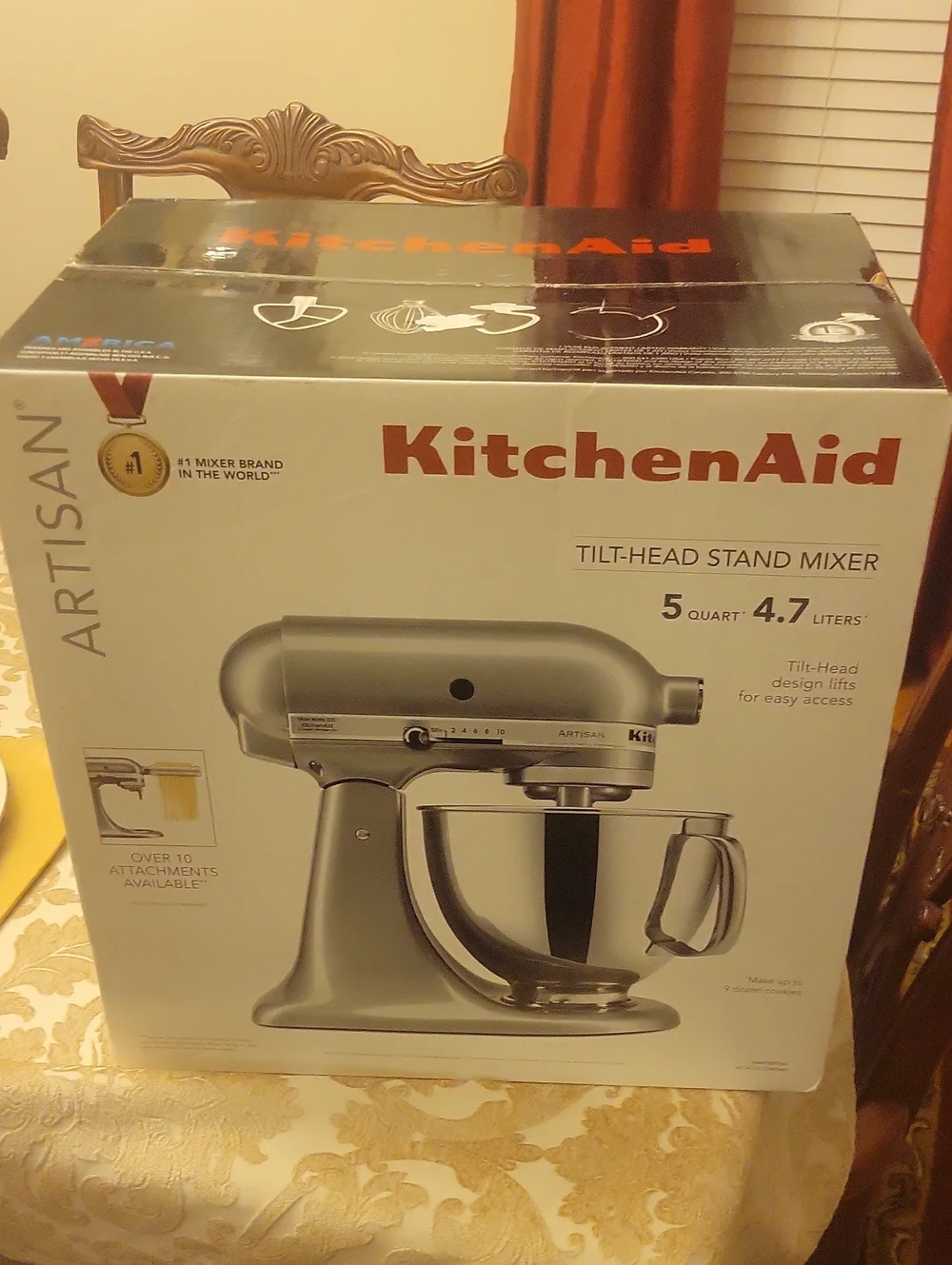 KitchenAid Artisan Tilt-Head Stand Mixer in Silver